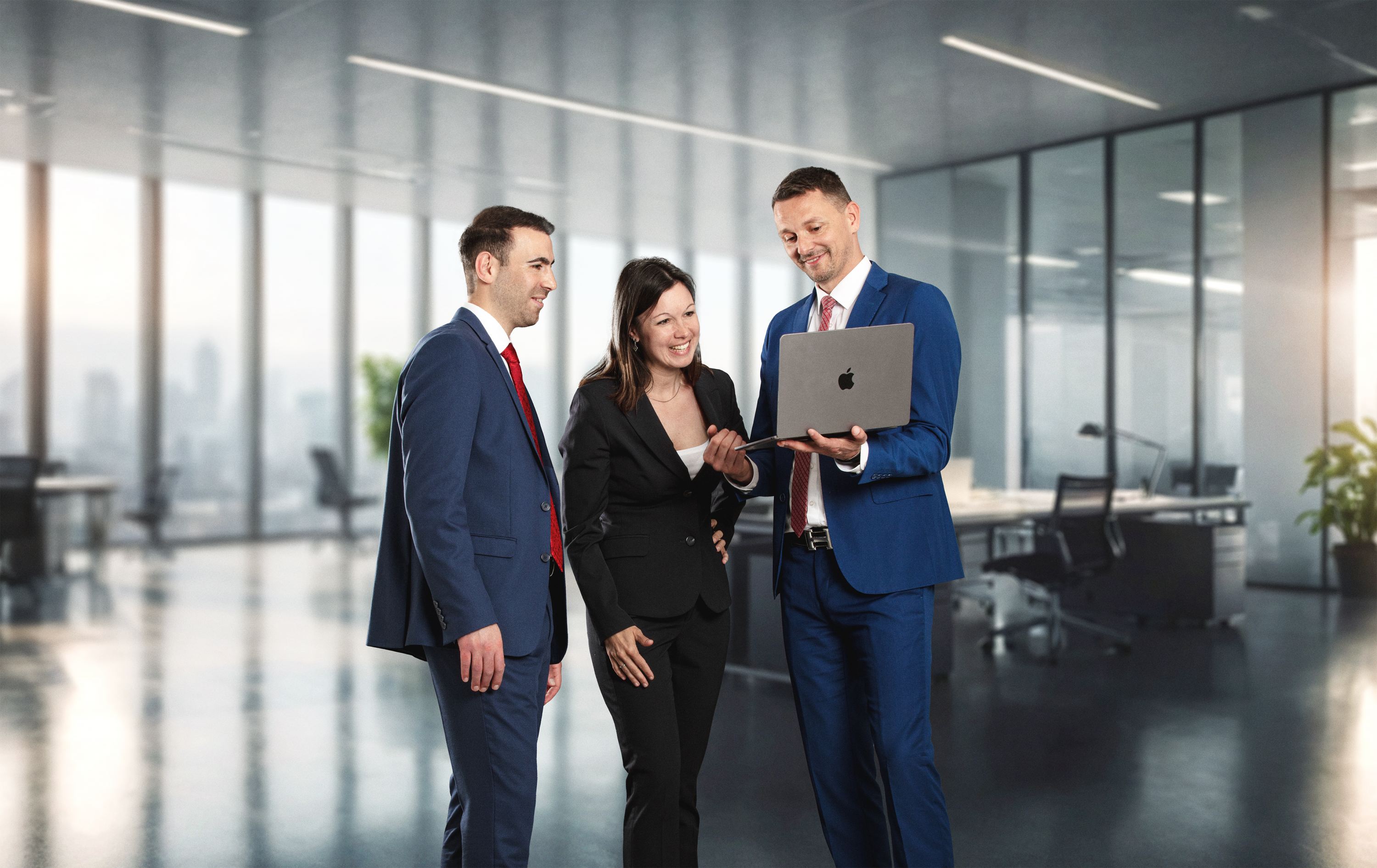 Ambior Licht links Luisa Fatih Christian 2026